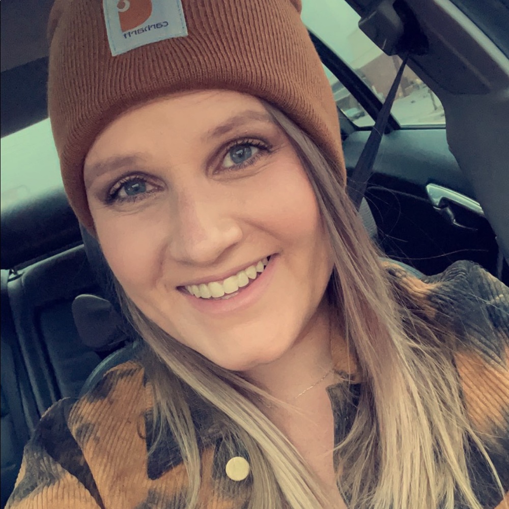 Meet your Posher, Molly